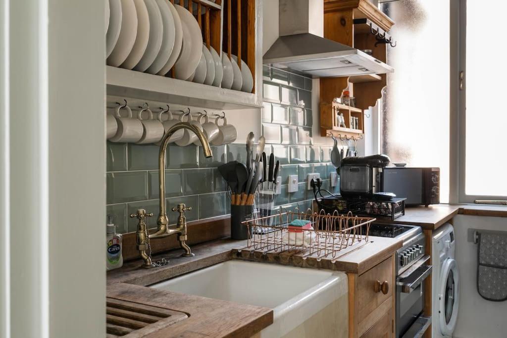 Church House Loft Скарборо Екстер'єр фото